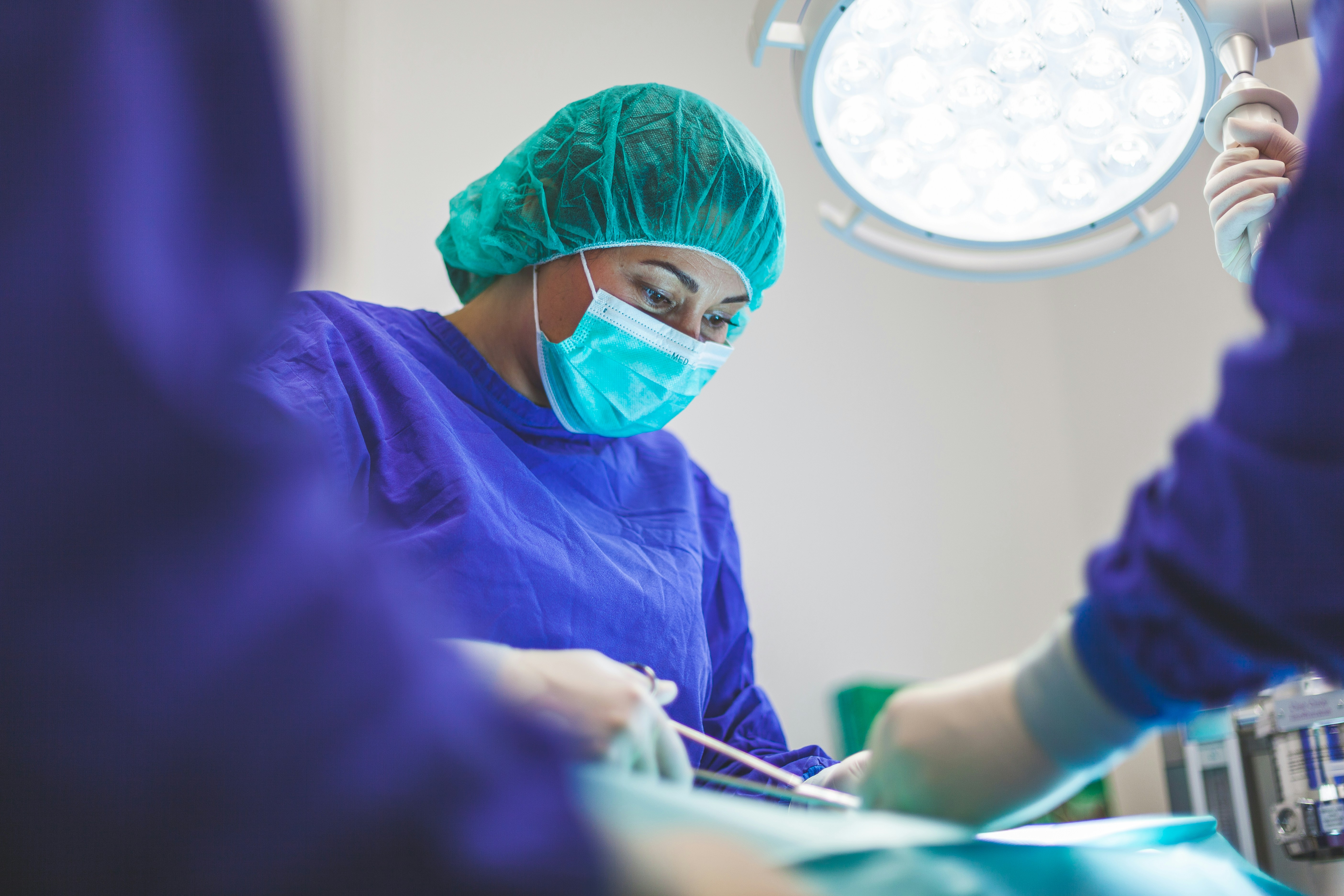 Is a Public or Private Hospital for Childbirth? 3 img