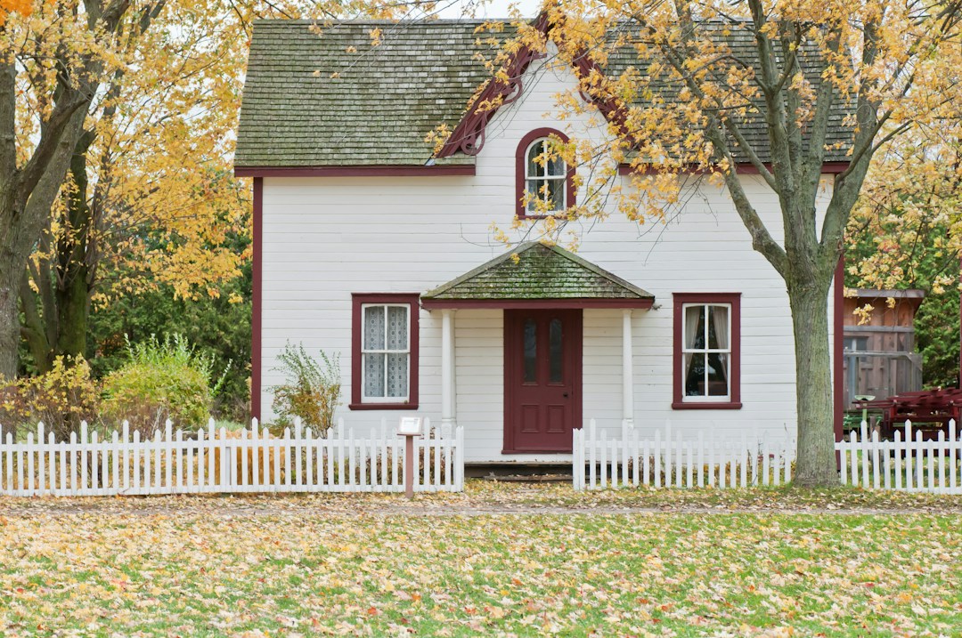 Tips for Navigating the Early Years of Marriage 1 img