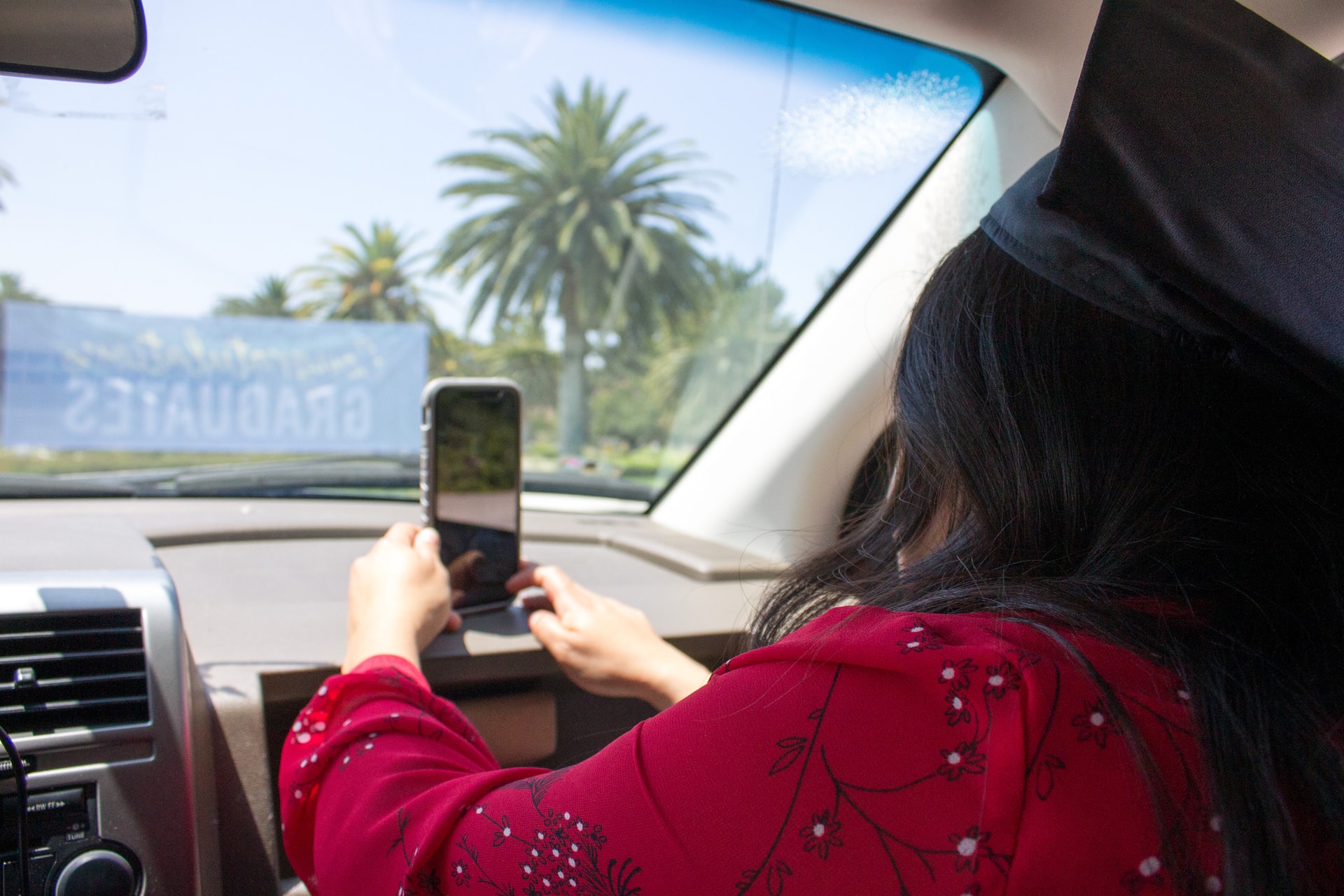 5 Reasons Why You Shouldn’t Text While Driving – AtMedica